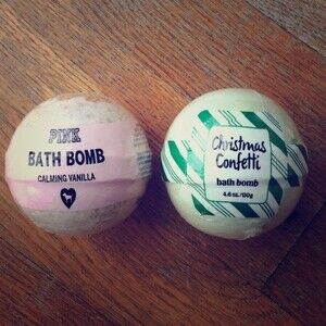 2 Bathbomb bundle - VS and Bath & Body Works